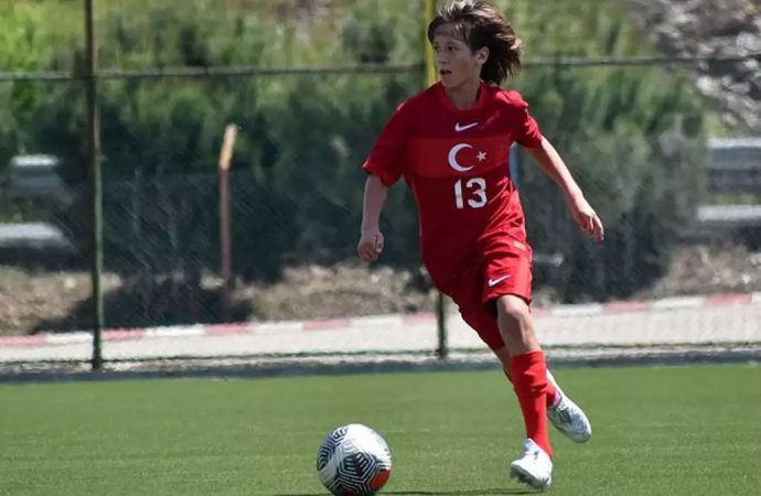 13 yaşındaki çocuk 6 milyon TL’ye Galatasaray’da