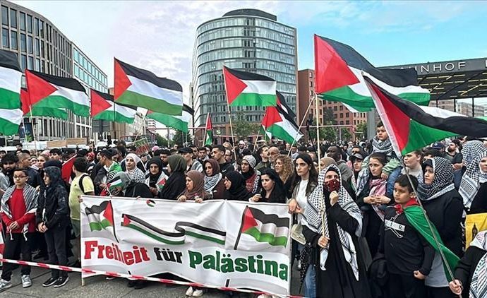 Berlin’de Filistin eylemi: 50 gösterici gözaltında
