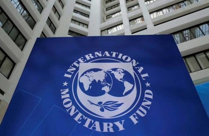 IMF Milei’yi rahatlattı: Arjantin’in rezerv birikimi hedefi düşürüldü