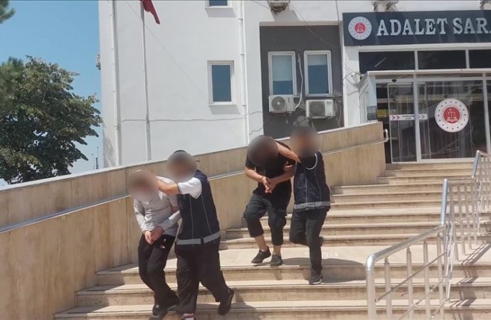 Bir haftada 22 göçmen kaçakçısı tutuklandı