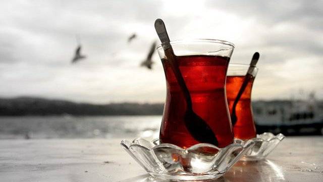 Demli çay için uyarı: Böbrek taşı yapabilir