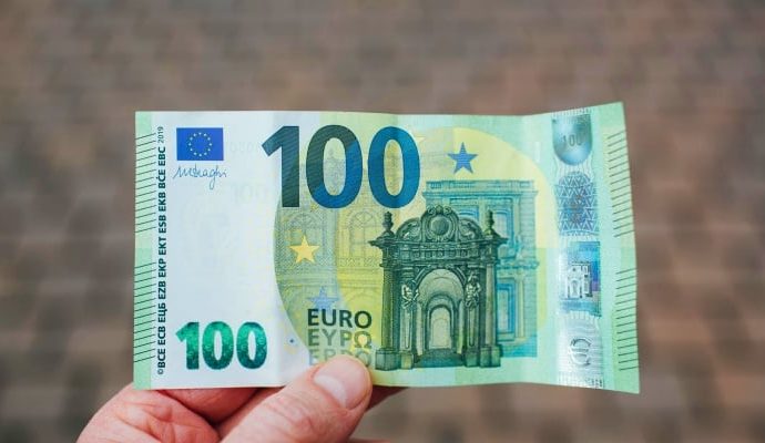 Almanya’da devlet vatandaşına 47 milyar avro dağıttı