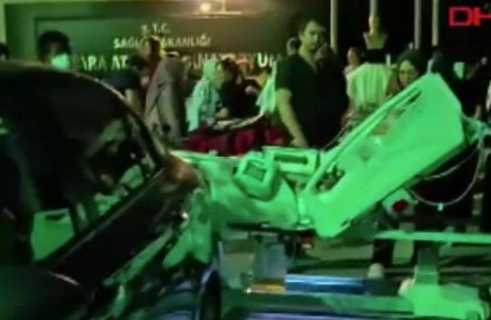 Hastanede elektrik panosunda yangın: 12 entübe hasta tahliye edildi