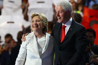 Clinton çifti Epstein soruşturmasında ifade verecek