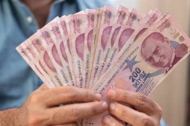 SGK’dan şok düzenleme: Binlerce vatandaşa habersiz borç