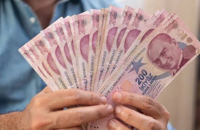 SGK’dan şok düzenleme: Binlerce vatandaşa habersiz borç