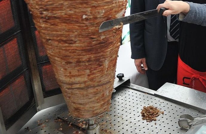 999 kişiyi hastanelik eden tavuk yemeğinde dört ayrı bakteri bulundu