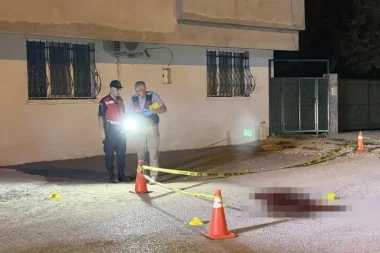 Silahlı kavgada iki kişi öldü, iki kişi yaralandı