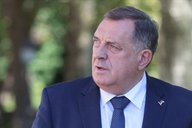 Cezası onandı, Bosnalı Sırp lider Dodik görevden alındı