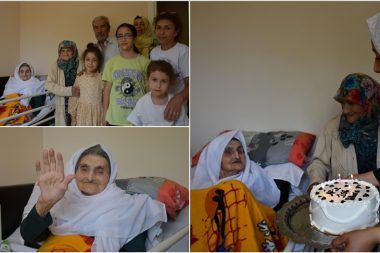 106’ncı yaşını torununun torunuyla kutladı