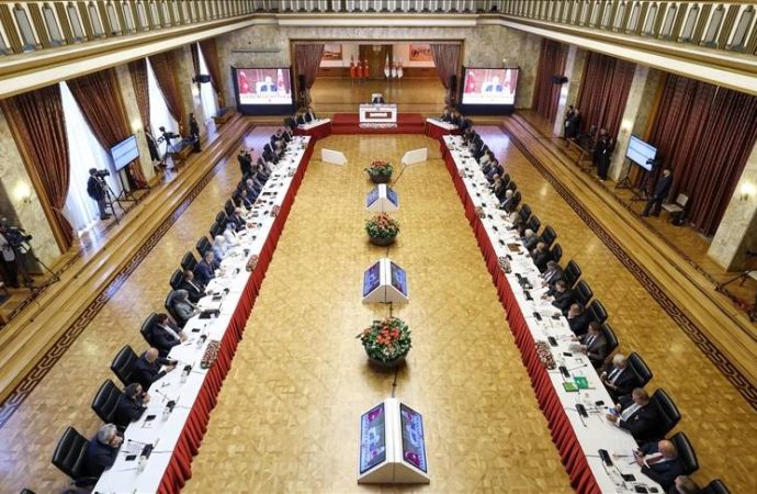 Komisyonun ikinci toplantısı için gizlilik kararı alındı