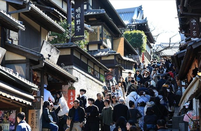 Japonya’da şok düşüş: Nüfus 908 bin azaldı