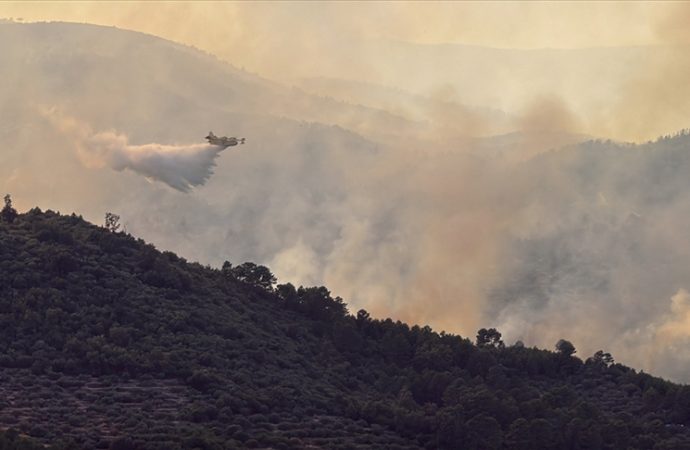 İspanya hafta sonuna Madrid çevresindeki yangınlarla girdi