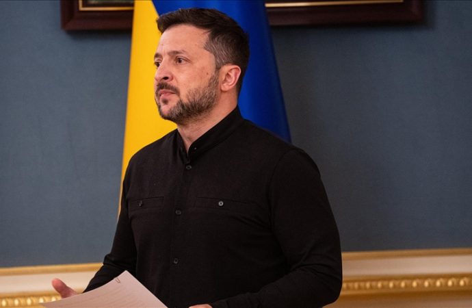 Zelenski: ‘Ukraynalılar işgalciye toprak vermeyecek’