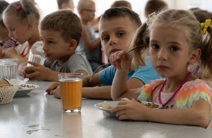 Kataloga bakıp Ukraynalı evlatlık seçecekler!