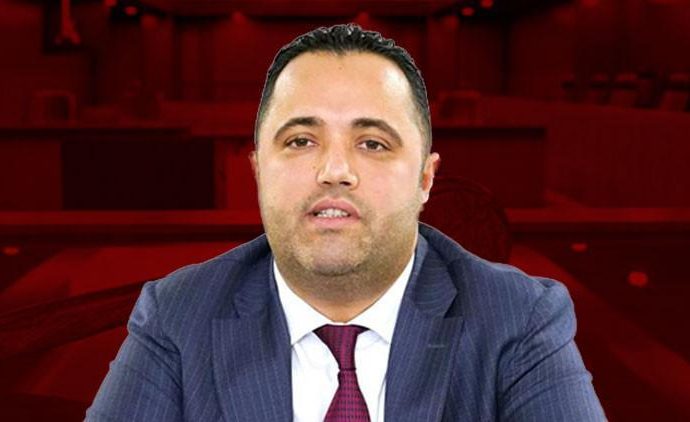 İstanbul’da ünlü bir ceza avukatı gözaltına alındı; bütün Türkiye onu konuşmaya başladı, ucu siyasete de vardı