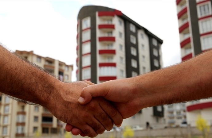 Konut satışları temmuzda yılın zirvesine çıktı