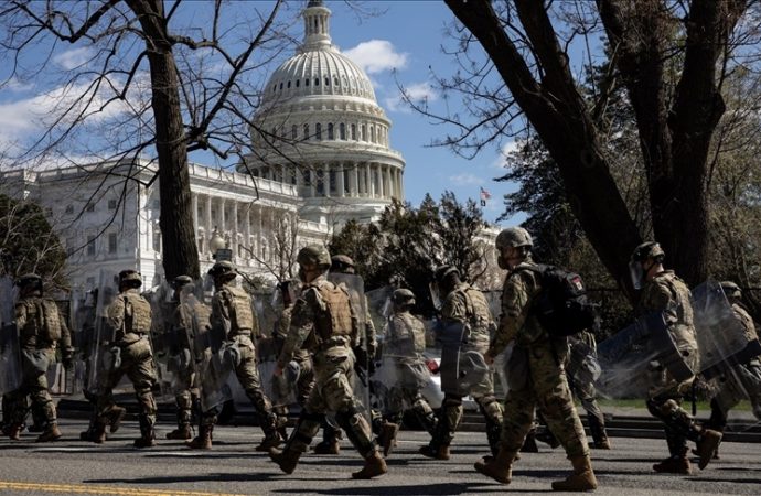 Trump geri adım attı: Washington polisi kısmen yetkili olacak
