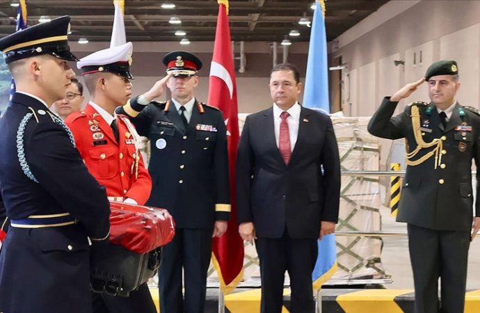 Kunuri şehidi dört Türk askerin naaşı 75 yıl sonra Kore’de teslim edildi