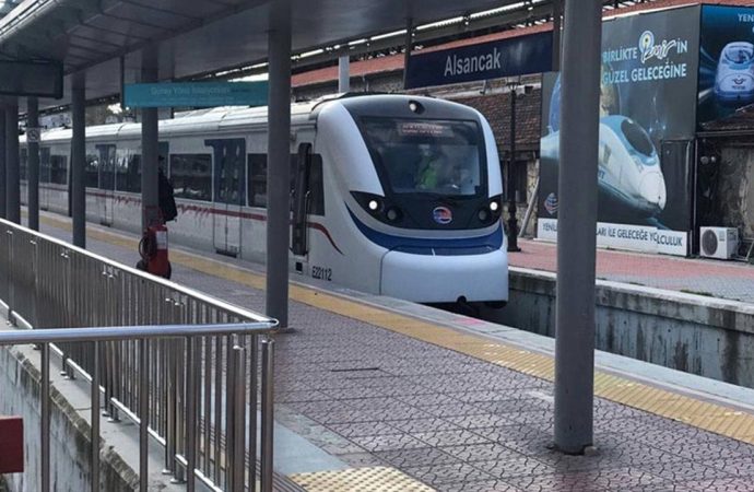 İzmir’de toplu ulaşıma zam yapıldı