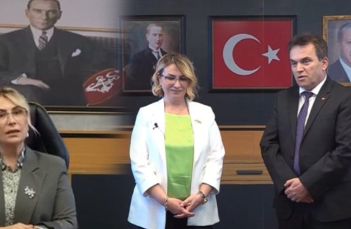 AK Parti’ye geçer geçmez Erdoğan portresi astı