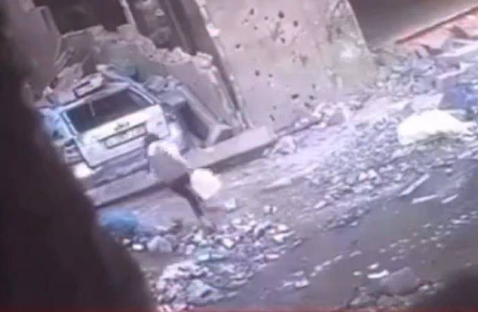 İsrail su taşıyan kız çocuğunu İHA ile hedef alıp böyle öldürdü