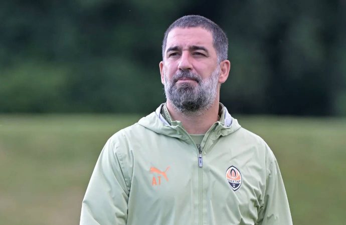 Arda Turan’lı Shakhtar Donetsk ikinci galibiyetini aldı