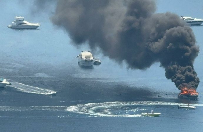Bodrum’da bir tekne daha yandı