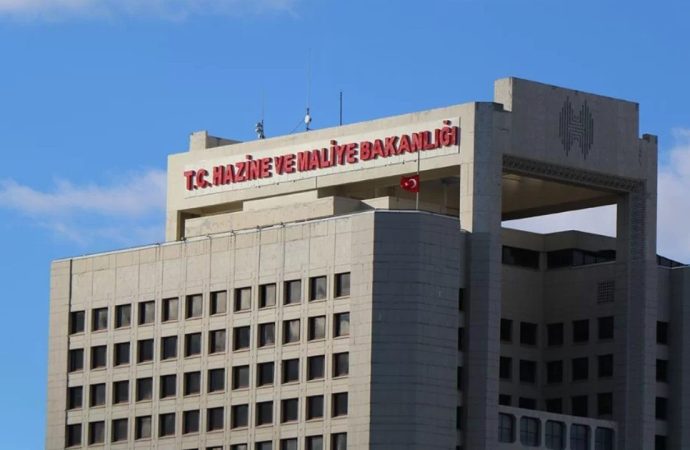 Hazine 28,1 milyar lira borç aldı