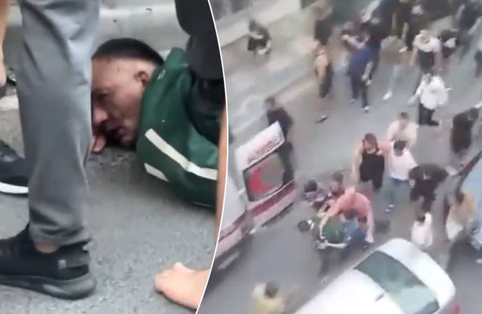 Sokak ortasında kadını bıçakladı, linç edilmekten güçlükle kurtuldu