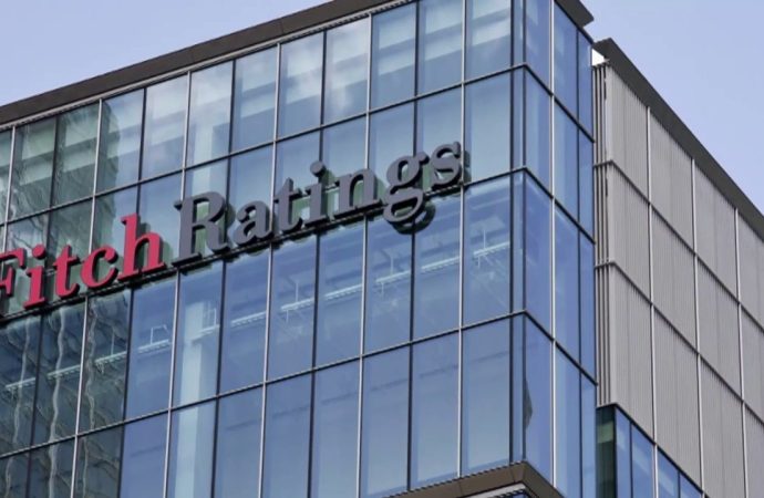 Fitch: ABD’de tüketici harcamaları sert yavaşladı