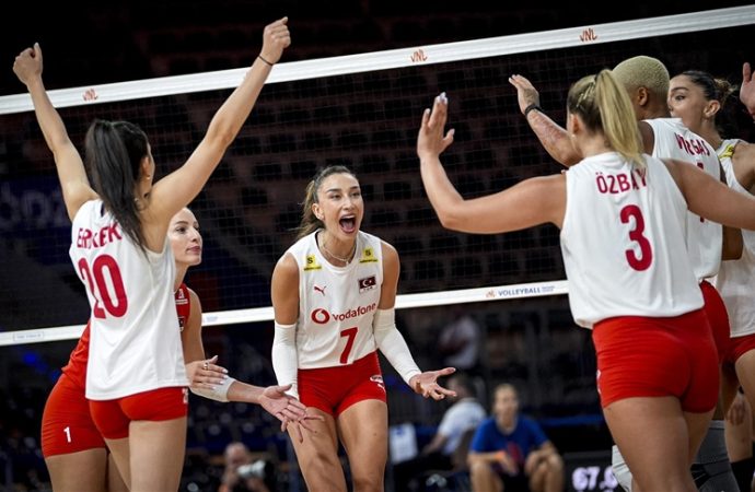 Filenin Sultanları, Dünya Şampiyonası’nın ilk maçında İspanya’yla karşılaşacak