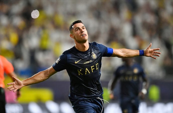 Ronaldo kupayı alamadı ama bir kez daha tarih yazdı