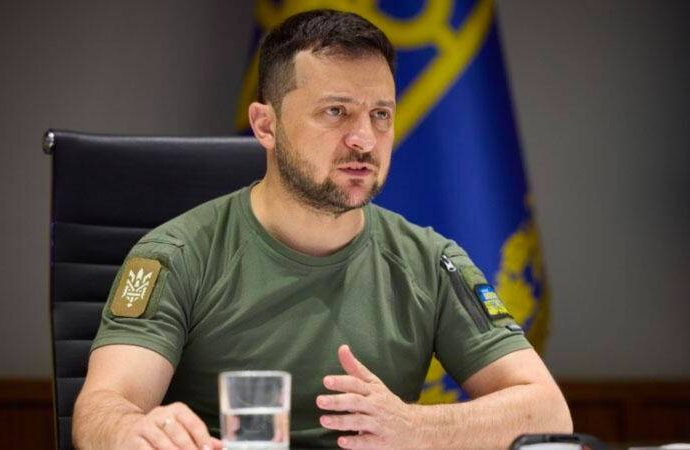Zelenski: Rusya barışa zorlanmalı