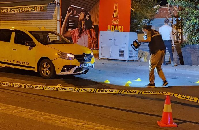 Diyarbakır’da silahlı kavga: İki ölü, beş yaralı