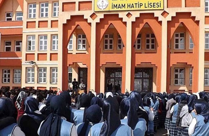 İmam hatipler YKS’de başarısız: Lisans bölümlerine yalnızca yüzde 25’i yerleşebildi