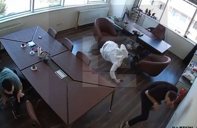 Tekstil patronunu güpegündüz kurşunladılar