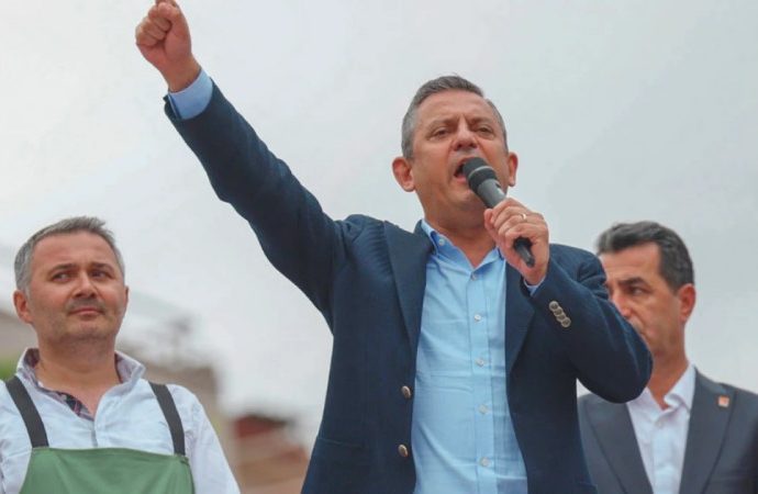 CHP lideri Özgür Özel 50’nci eylem için Beyoğlu’na çağırdı