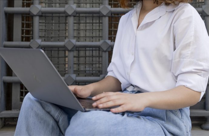 Türkiye’de internet kullanım oranı yüzde 90,9 oldu