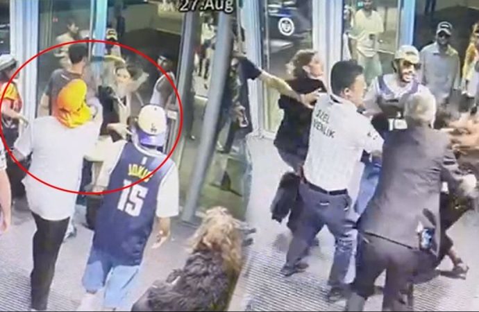 Rapçiler birbirine girdi, lansman gecesinde yumruklar konuştu