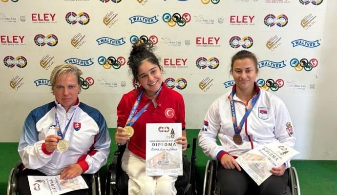 Eylül Deniz Bıdak havalı tüfekte Sırbistan’da altın madalya kazandı