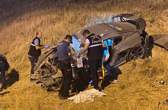 Ankara’daki feci kazada iş insanı can verdi