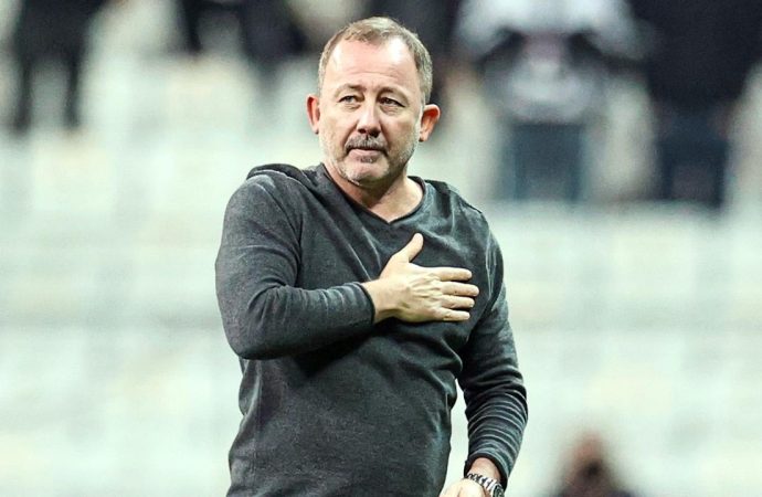Beşiktaş Sergen Yalçın’ı resmen açıkladı