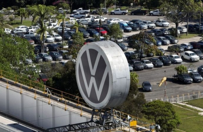 Volkswagen’e köle gibi çalıştırma cezası: 30 milyon dolar