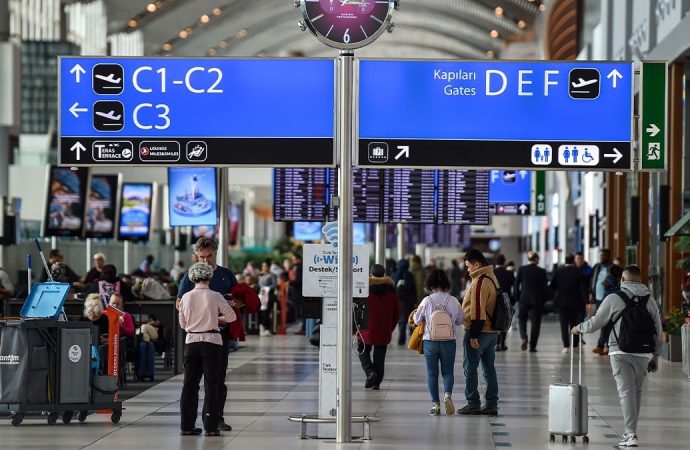 İngiliz turistlere kritik uyarı: Türkiye’de ‘maymun çiçeği’ne dikkat
