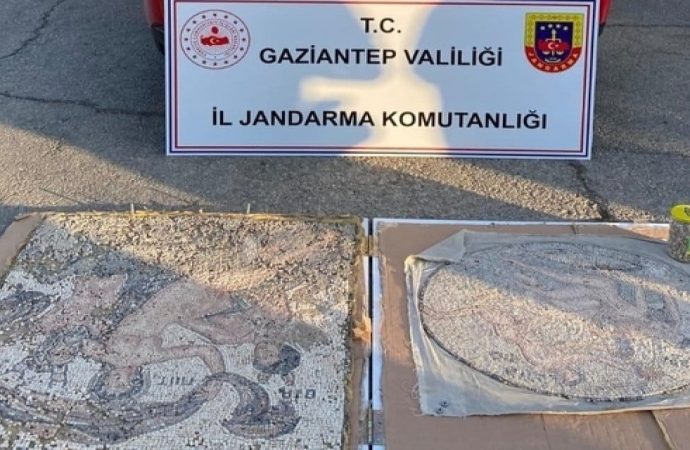 Gaziantep’te Roma mozaiği satmaya kalktılar: Üç şüpheli yakalandı