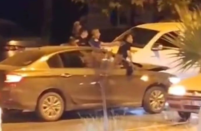 Anne ve babasını dövdü, polisten kaçarken otomobil sürücüsünü rehin aldı