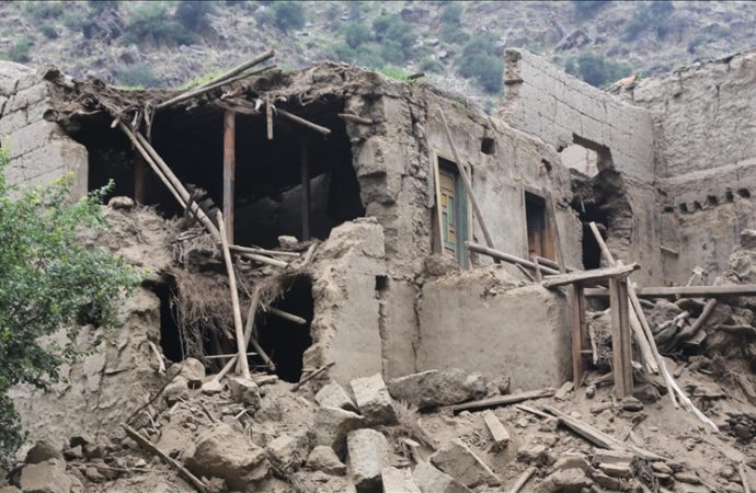 Afganistan’daki depremde ölü sayısı 1000’i aştı
