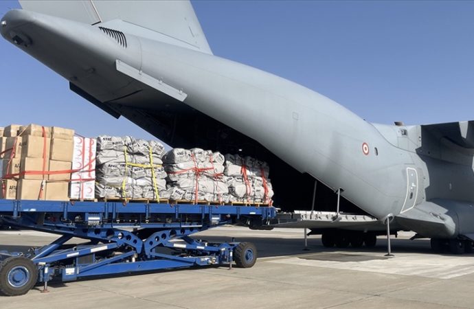 Askeri kargo uçağıyla Afganistan’a deprem yardımı gönderildi