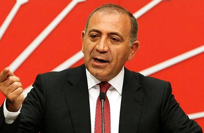 Kayyım Tekin ısrarlı: O koltuğa oturacağım